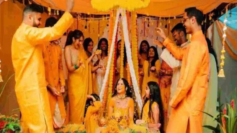 दूल्हा-दुल्हन को हल्दी लगाने (Applying Turmeric to the Bride And Groom) के पीछे के शुभ कारण 10 Applying Turmeric to the Bride And Groom