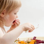 शिशुओं की सेहत और विकास के लिए पोषक आहार 5 शिशुओं की सेहत