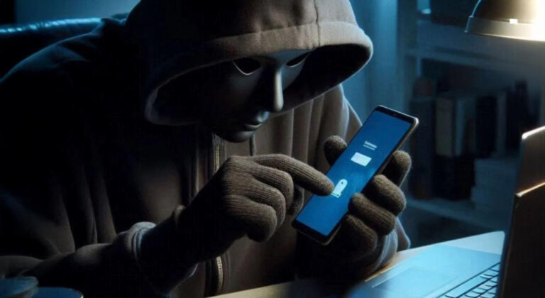 Cyber Security: आपके हाथ में है मोबाइल, कहीं दूसरे तो नहीं कर रहें है इस्तेमाल 8 Cyber Security