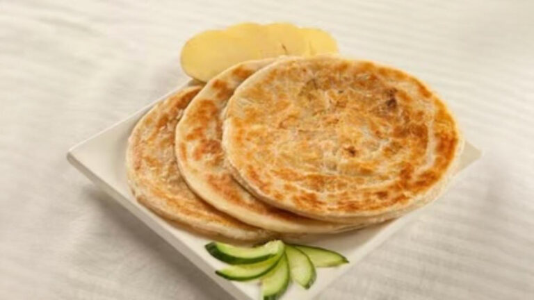 Dal Paratha Recipe: नहीं फेंकनी पड़ेगी अब दाल, बची हुई दाल से बनाएं स्पेशल चटपटे पराठे, चटकारे लेकर खाएंगे बच्चे 8 Dal Paratha Recipe